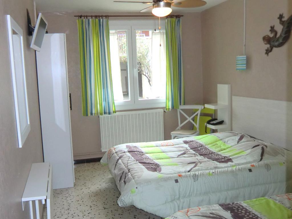 Cit'Hotel Hotel Las Cigalas Villeneuve-lès-Béziers エクステリア 写真